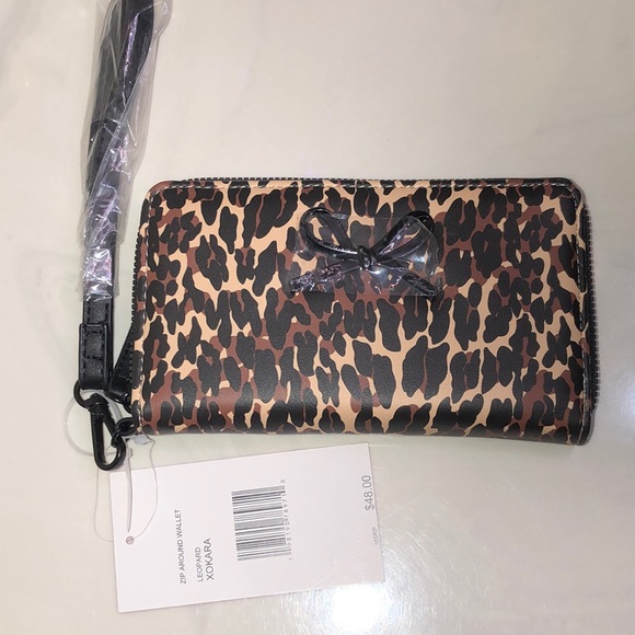Betsey Johnson XOKARA Leopard Print Faux Leather ZA Wallet Black Bow Accent NWT - Picture 13 of 16